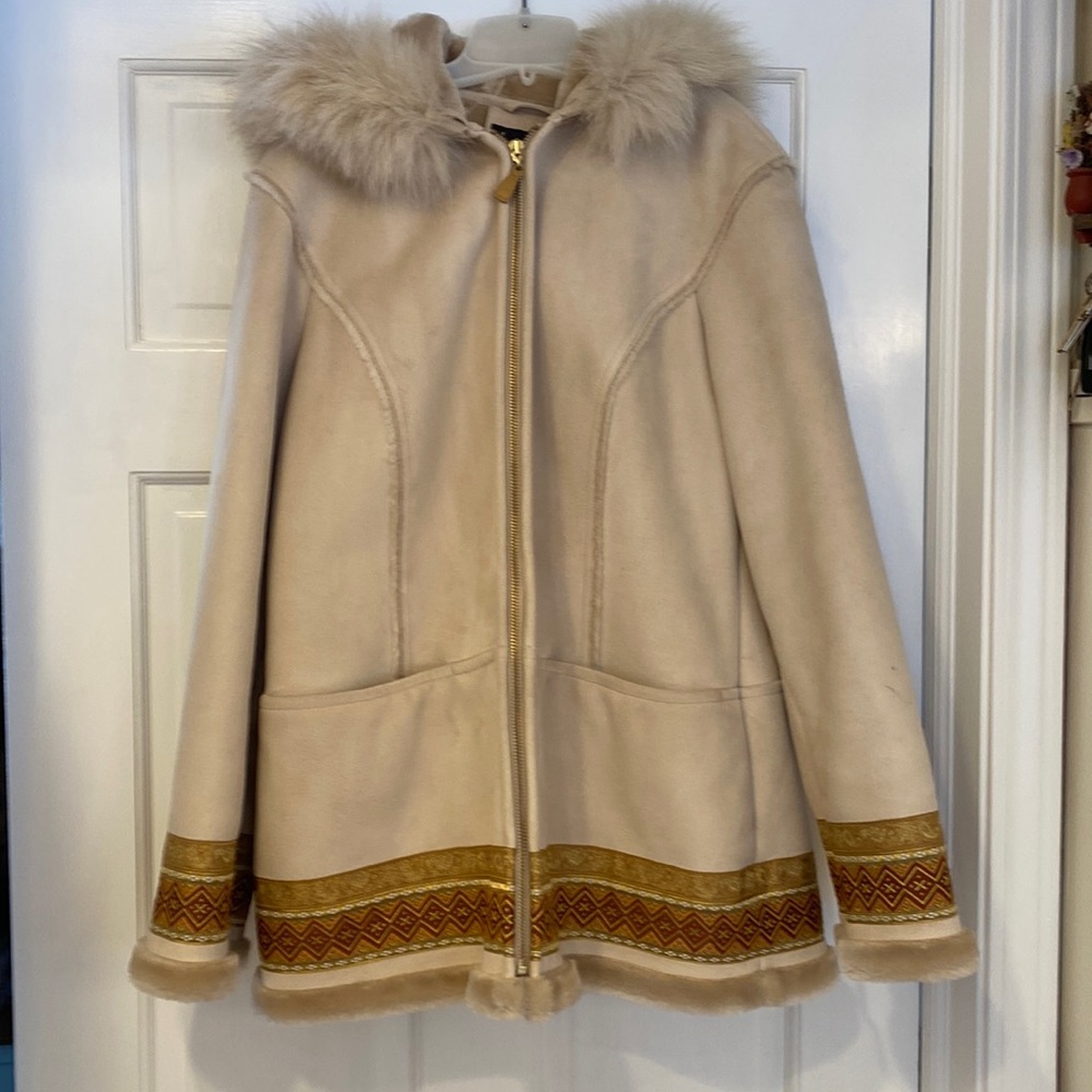 Winter jacket with faux fur collar size m